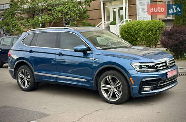 Внедорожник / Кроссовер Volkswagen Tiguan 2018 в Киеве