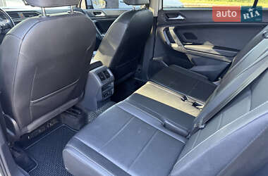 Позашляховик / Кросовер Volkswagen Tiguan 2018 в 