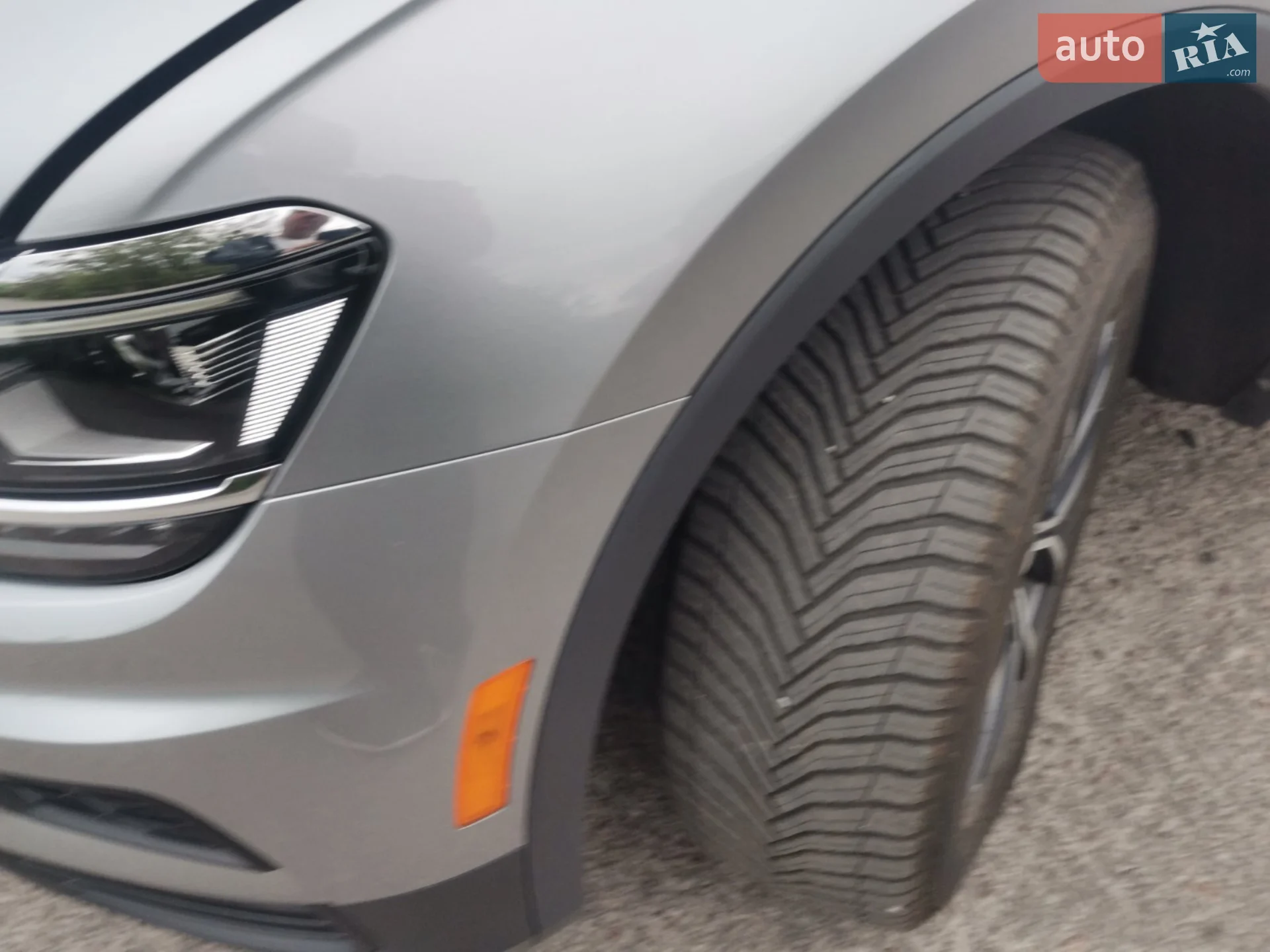2020 Volkswagen Tiguan - мініатюра 12