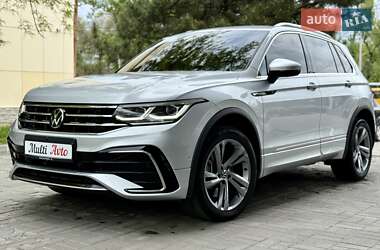Внедорожник / Кроссовер Volkswagen Tiguan 2022 в Днепре