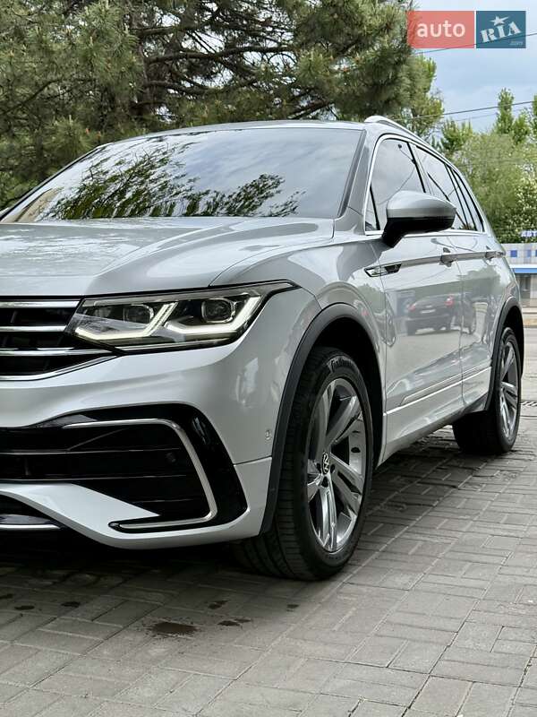 Позашляховик / Кросовер Volkswagen Tiguan 2022 в Дніпрі