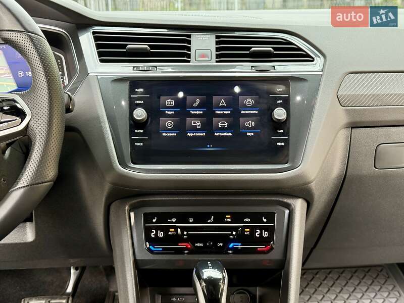 Позашляховик / Кросовер Volkswagen Tiguan 2022 в Дніпрі
