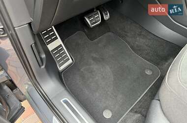 Внедорожник / Кроссовер Volkswagen Tiguan 2021 в 