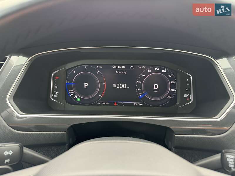 Позашляховик / Кросовер Volkswagen Tiguan 2021 в Києві