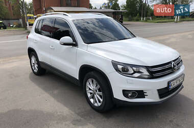 Позашляховик / Кросовер Volkswagen Tiguan 2014 в Києві