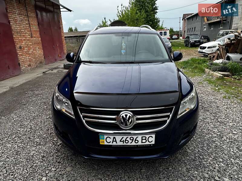Внедорожник / Кроссовер Volkswagen Tiguan 2009 в Виннице