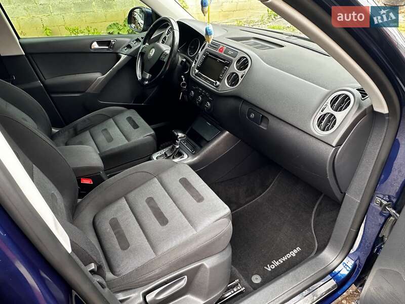 Внедорожник / Кроссовер Volkswagen Tiguan 2009 в Виннице
