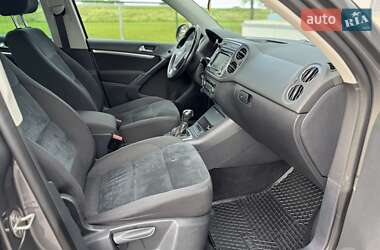 Внедорожник / Кроссовер Volkswagen Tiguan 2011 в 