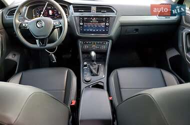 Позашляховик / Кросовер Volkswagen Tiguan 2021 в 