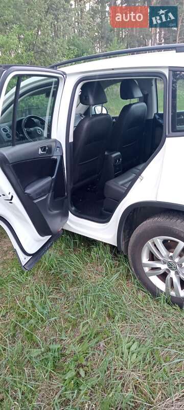 Внедорожник / Кроссовер Volkswagen Tiguan 2016 в Киеве фото 20 Внедорожник / Кроссовер Volkswagen Tiguan 2016 в Киеве