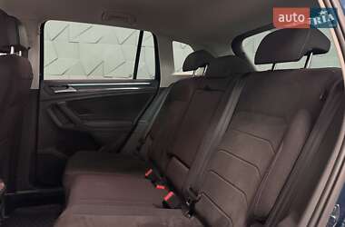 Позашляховик / Кросовер Volkswagen Tiguan 2021 в 