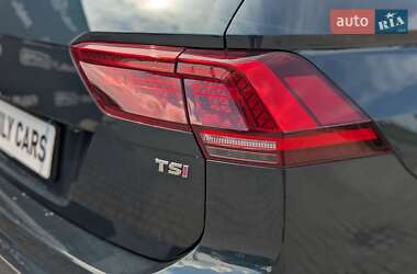 Позашляховик / Кросовер Volkswagen Tiguan 2017 в 