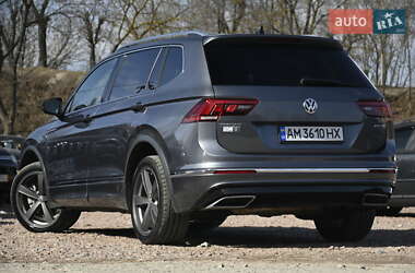 Внедорожник / Кроссовер Volkswagen Tiguan 2019 в 