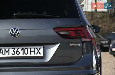 Внедорожник / Кроссовер Volkswagen Tiguan 2019 в 