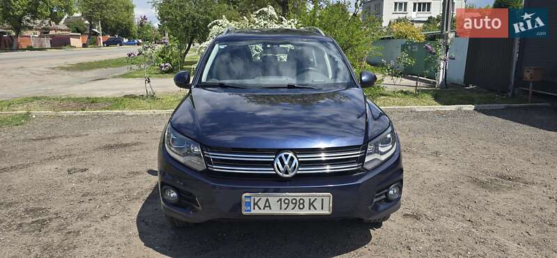 Внедорожник / Кроссовер Volkswagen Tiguan 2015 в Киеве