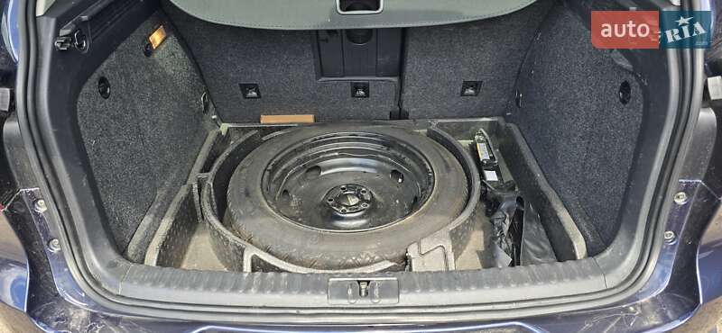 Внедорожник / Кроссовер Volkswagen Tiguan 2015 в Киеве