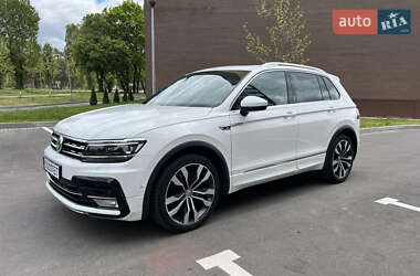Внедорожник / Кроссовер Volkswagen Tiguan 2017 в Чернигове