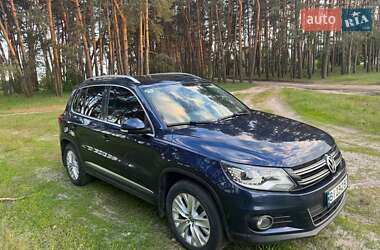 Внедорожник / Кроссовер Volkswagen Tiguan 2014 в Котельве