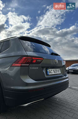 Позашляховик / Кросовер Volkswagen Tiguan 2018 в 