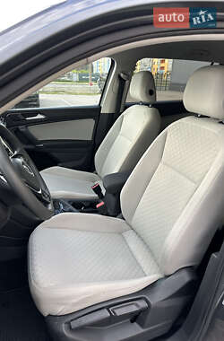 Позашляховик / Кросовер Volkswagen Tiguan 2018 в 