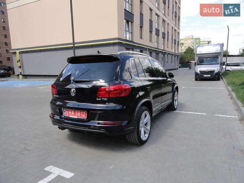 Внедорожник / Кроссовер Volkswagen Tiguan 2015 в Луцке