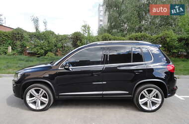 Внедорожник / Кроссовер Volkswagen Tiguan 2015 в 