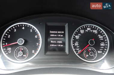Внедорожник / Кроссовер Volkswagen Tiguan 2015 в 