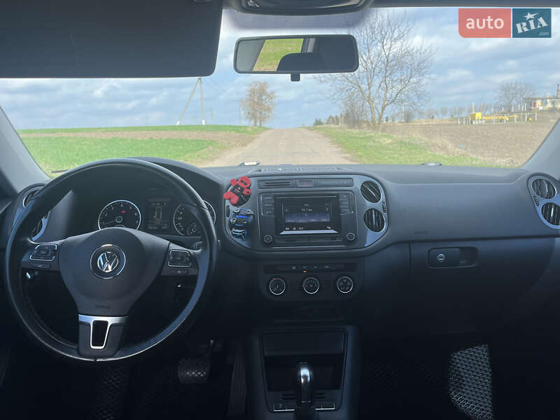 Внедорожник / Кроссовер Volkswagen Tiguan 2013 в Житомире