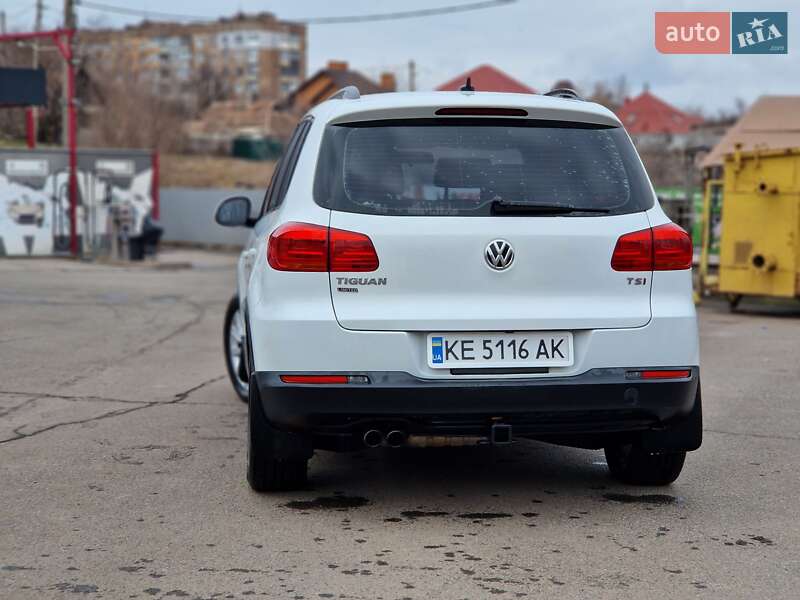 Позашляховик / Кросовер Volkswagen Tiguan 2017 в Кривому Розі