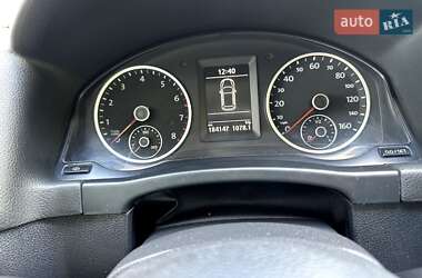 Позашляховик / Кросовер Volkswagen Tiguan 2011 в 