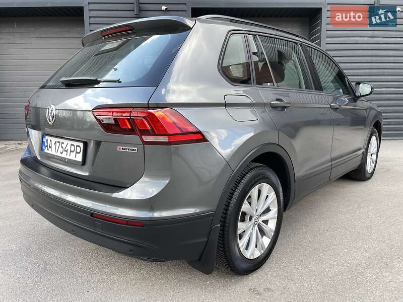 Внедорожник / Кроссовер Volkswagen Tiguan 2019 в Киеве