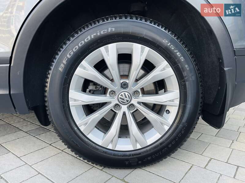 Внедорожник / Кроссовер Volkswagen Tiguan 2019 в Киеве