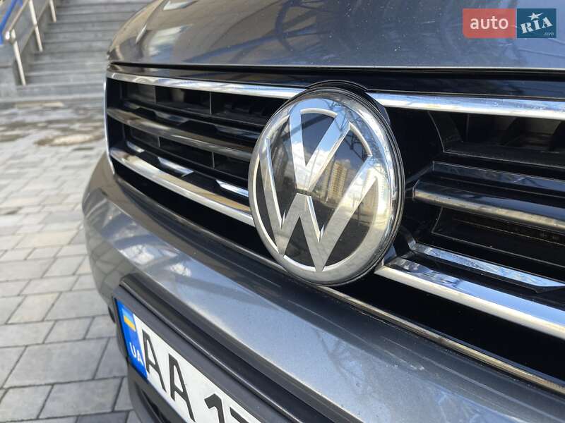Внедорожник / Кроссовер Volkswagen Tiguan 2019 в Киеве