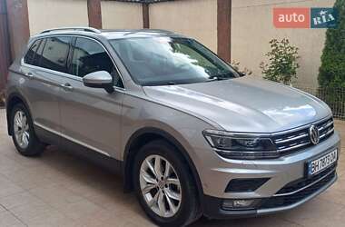 Позашляховик / Кросовер Volkswagen Tiguan 2020 в Одесі