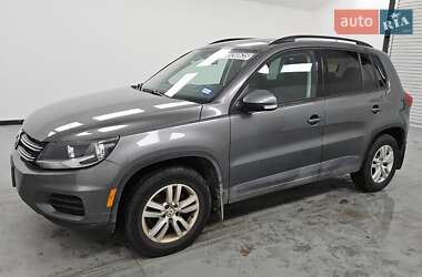 Volkswagen Tiguan 2015