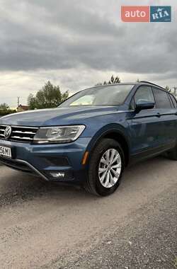 Позашляховик / Кросовер Volkswagen Tiguan 2017 в Києві