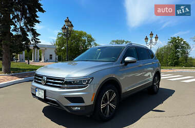 Внедорожник / Кроссовер Volkswagen Tiguan 2019 в Одессе