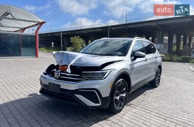 Внедорожник / Кроссовер Volkswagen Tiguan 2022 в Львове