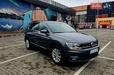 Внедорожник / Кроссовер Volkswagen Tiguan 2019 в 