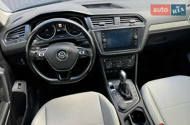 Внедорожник / Кроссовер Volkswagen Tiguan 2018 в 