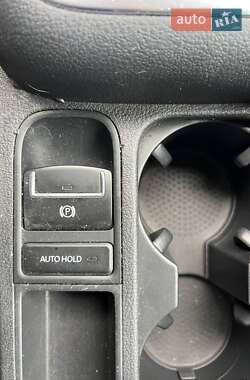 Внедорожник / Кроссовер Volkswagen Tiguan 2010 в 
