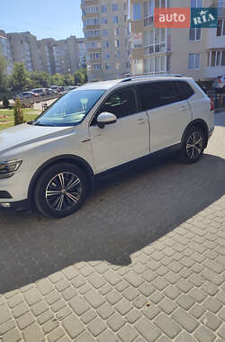 Позашляховик / Кросовер Volkswagen Tiguan 2018 в Тернополі