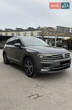 Позашляховик / Кросовер Volkswagen Tiguan 2017 в Тернополі