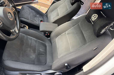 Внедорожник / Кроссовер Volkswagen Tiguan 2013 в 