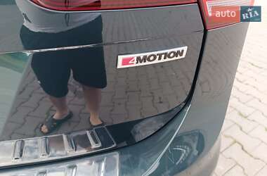Внедорожник / Кроссовер Volkswagen Tiguan 2019 в 