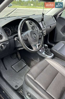 Внедорожник / Кроссовер Volkswagen Tiguan 2016 в 