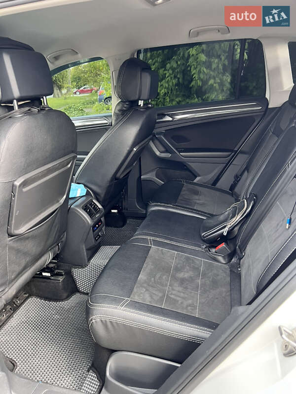 Внедорожник / Кроссовер Volkswagen Tiguan 2019 в Хмельницком