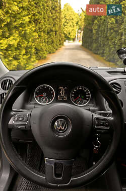 Внедорожник / Кроссовер Volkswagen Tiguan 2012 в 