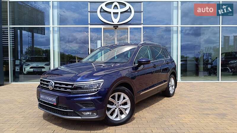 Позашляховик / Кросовер Volkswagen Tiguan 2017 в 