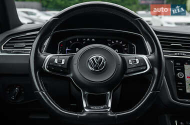 Внедорожник / Кроссовер Volkswagen Tiguan 2020 в 